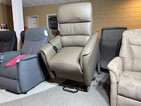 Sta-op stoel, taupe leder