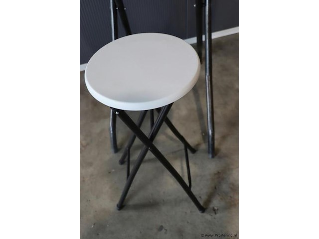 Sta tafel & kruk - afbeelding 4 van  5