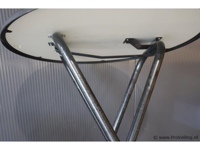 Sta tafel & kruk - afbeelding 5 van  5