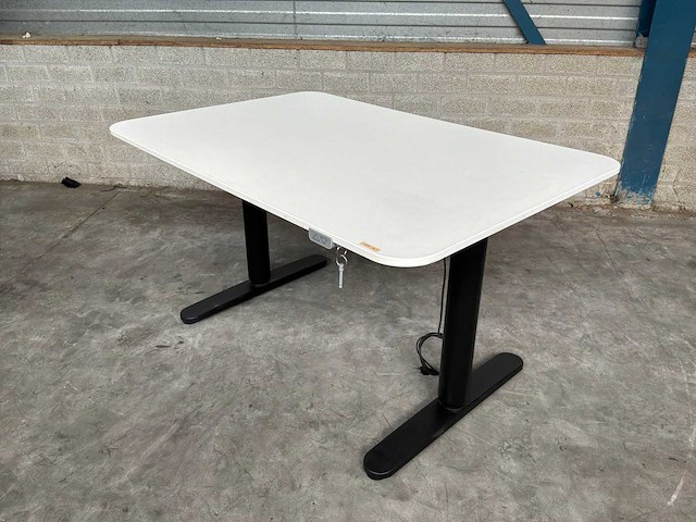 Sta/ zit-bureautafel - afbeelding 1 van  9