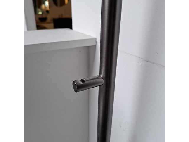 Staaf handdoekradiator, korver, callista, gun metal - afbeelding 3 van  4