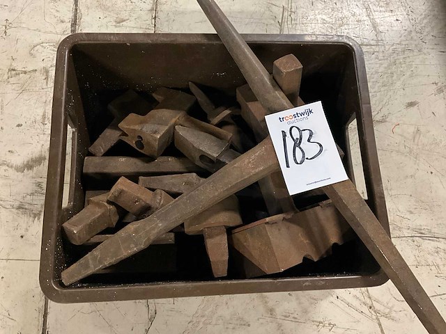 Staak / kanstaken / hardies - aambeeld accessoires - diverse onderdelen, gereedschappen en accessoires / vintage - afbeelding 4 van  4