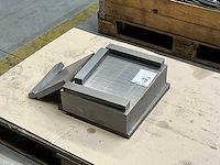 Staal blok - afbeelding 2 van  2