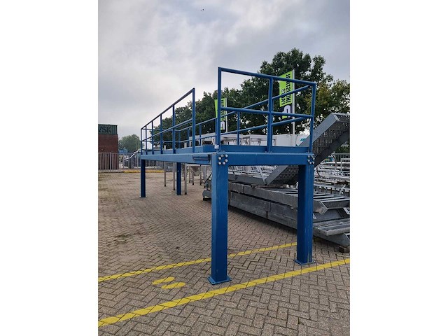 Staal bordes - afbeelding 1 van  3