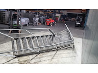 Staal trap - afbeelding 3 van  3