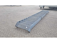 Staal trap - afbeelding 1 van  1