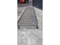 Staal trap - afbeelding 2 van  2