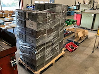 Staal vintage magazijnbak - afbeelding 1 van  5