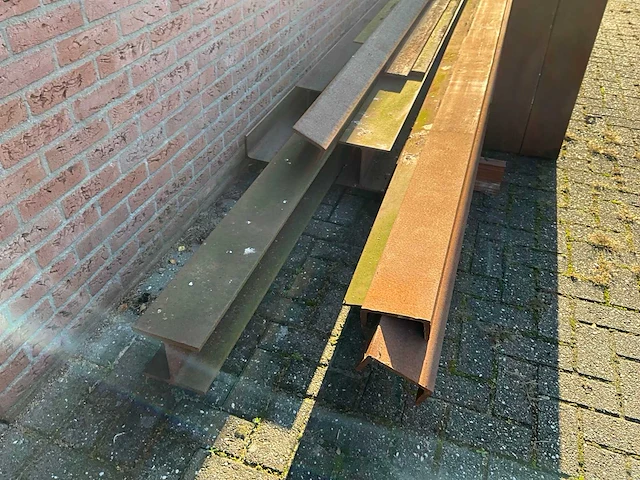 Staal voorraad - afbeelding 2 van  5