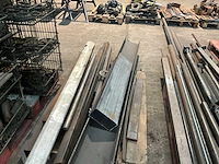 Staal - afbeelding 6 van  7