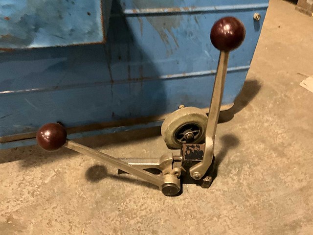 Staalbandset v.v. haspel, apparaat en staalband - afbeelding 2 van  3