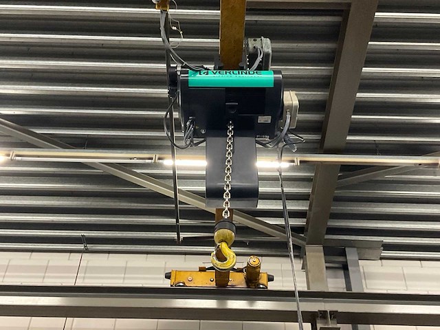 Staalbouw tilburg bovenloophalkraan - afbeelding 6 van  7