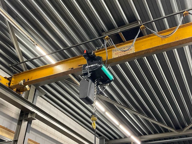 Staalbouw tilburg bovenloophalkraan - afbeelding 7 van  7