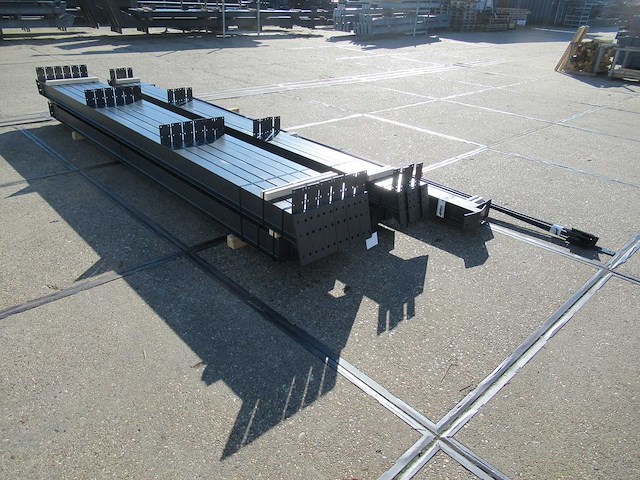 Staalconstructie 10 x 20 meter (200m2) - afbeelding 7 van  12