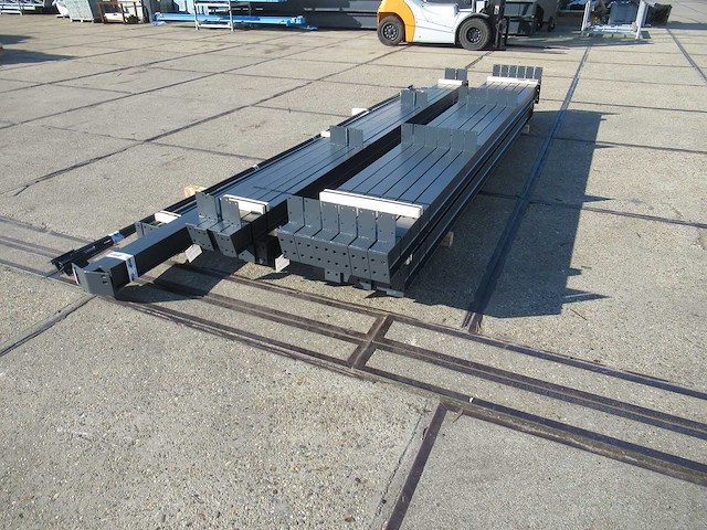 Staalconstructie 10 x 20 meter (200m2) - afbeelding 9 van  12
