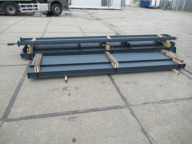 Staalconstructie 10 x 20 meter (200m2) - afbeelding 5 van  12