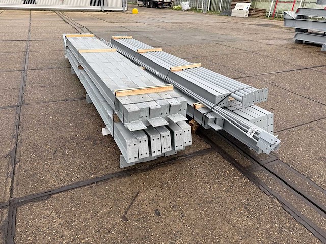 Staalconstructie 10 x 20 meter (200m2) - afbeelding 2 van  8