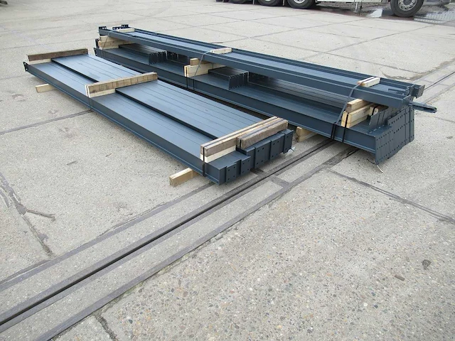 Staalconstructie 10 x 20 meter (200m2) - afbeelding 4 van  12