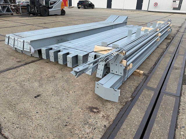 Staalconstructie 10 x 25 meter (250m2) - afbeelding 2 van  13