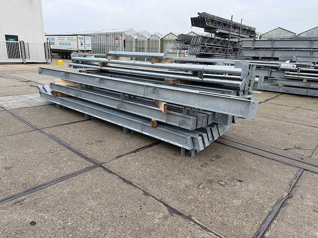 Staalconstructie 10 x 25 meter (250m2) - afbeelding 4 van  13