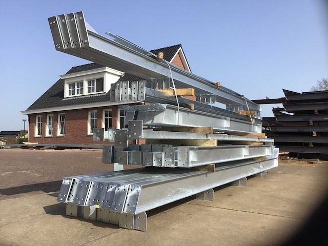 Staalconstructie 11,6x25 meter (ca. 290 m2) - afbeelding 1 van  9