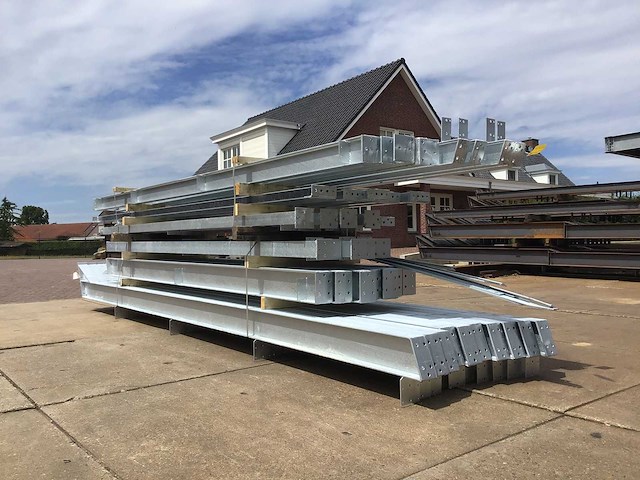 Staalconstructie 11,6x30 meter (ca. 348 m2) - afbeelding 6 van  10
