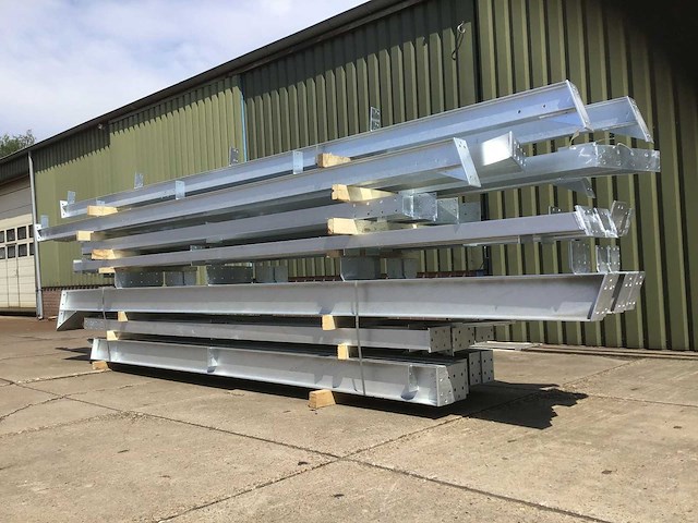 Staalconstructie 11,6x35 meter (ca. 406 m2) - afbeelding 10 van  11