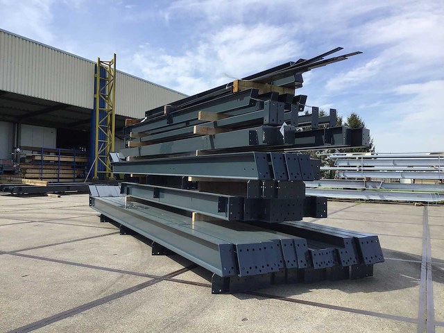 Staalconstructie 11,6x40 meter (ca. 464 m2) - afbeelding 8 van  8