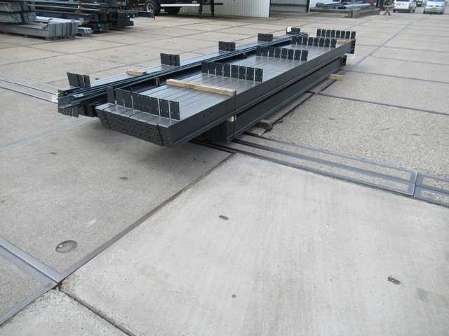 Staalconstructie 12 x 25 meter (300m2) - afbeelding 2 van  10