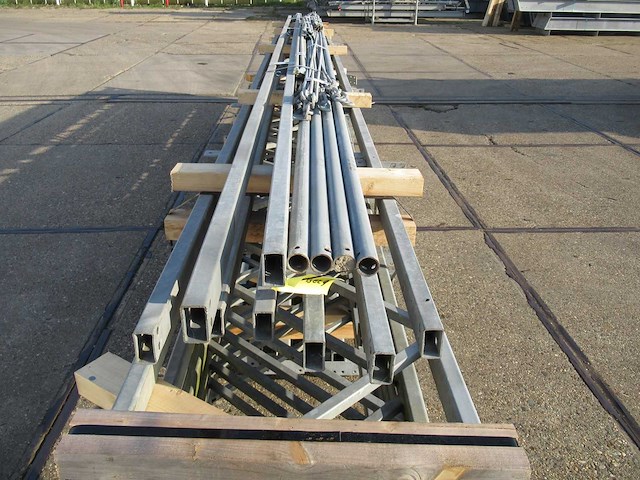 Staalconstructie 12.80 x 12.00 meter (154m2) - afbeelding 2 van  10