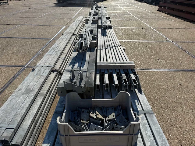Staalconstructie 12.80 x 16.00 meter (205m2) - afbeelding 11 van  11