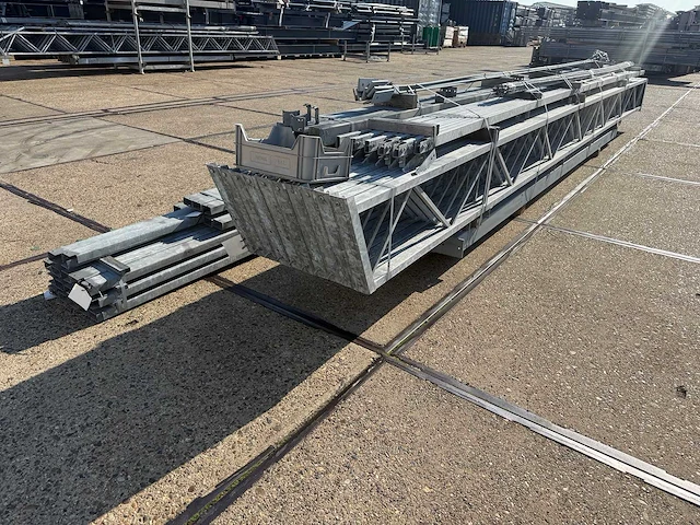 Staalconstructie 12.80 x 16.00 meter (205m2) - afbeelding 4 van  11