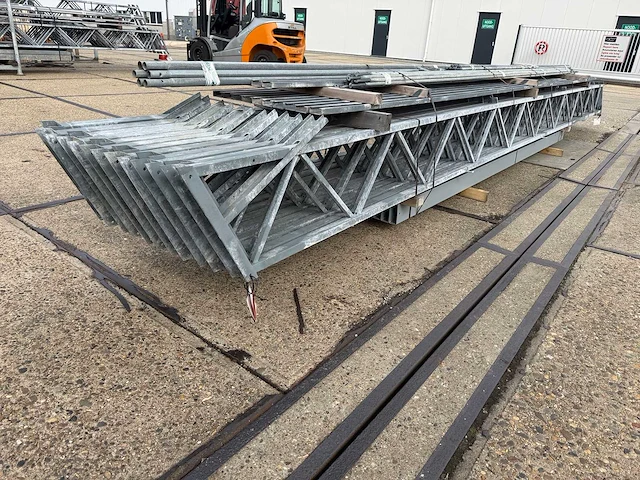 Staalconstructie 12.80 x 20.00 meter (256m2) - afbeelding 3 van  13