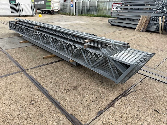 Staalconstructie 12.80 x 20.00 meter (256m2) - afbeelding 7 van  13