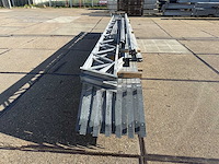 Staalconstructie 12.80 x 24.00 meter (307m2) - afbeelding 9 van  11