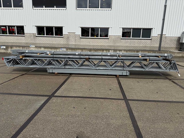 Staalconstructie 12.80 x 28.00 meter (358m2) - afbeelding 3 van  11