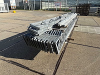 Staalconstructie 12.80 x 28.00 meter (358m2) - afbeelding 8 van  10