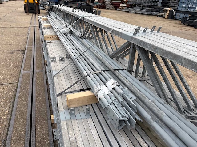Staalconstructie 12.80 x 32.00 meter (410m2) - afbeelding 11 van  11