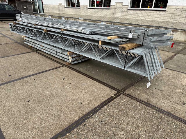 Staalconstructie 12.80 x 32.00 meter (410m2) - afbeelding 9 van  9