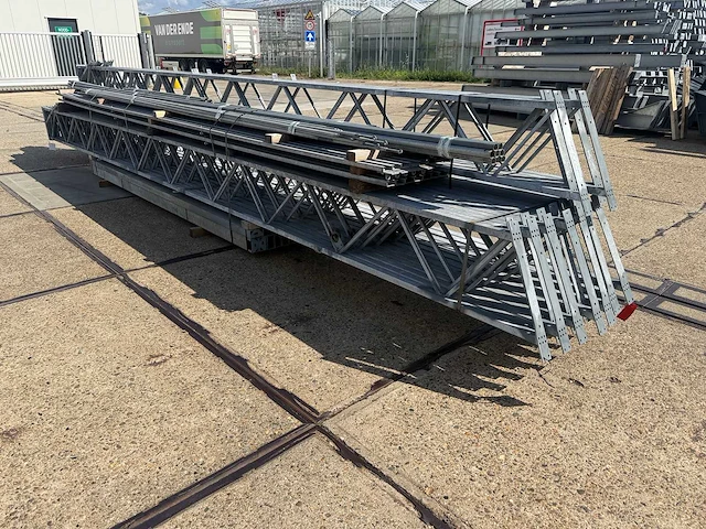 Staalconstructie 12.80 x 32.00 meter (410m2) - afbeelding 10 van  13