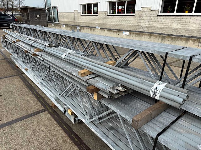 Staalconstructie 12.80 x 36.00 meter (460m2) - afbeelding 2 van  11