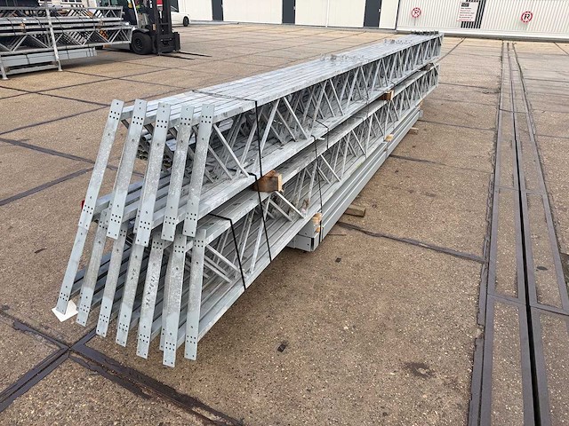 Staalconstructie 12.80 x 36.00 meter (460m2) - afbeelding 2 van  14
