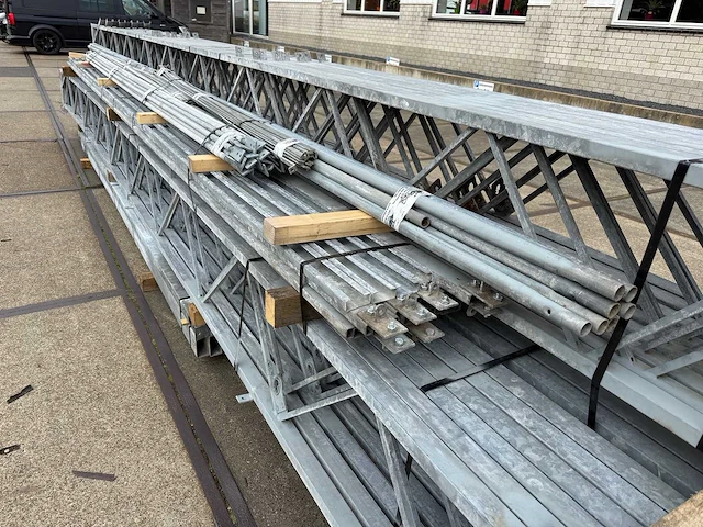 Staalconstructie 12.80 x 40.00 meter (512m2) - afbeelding 2 van  11