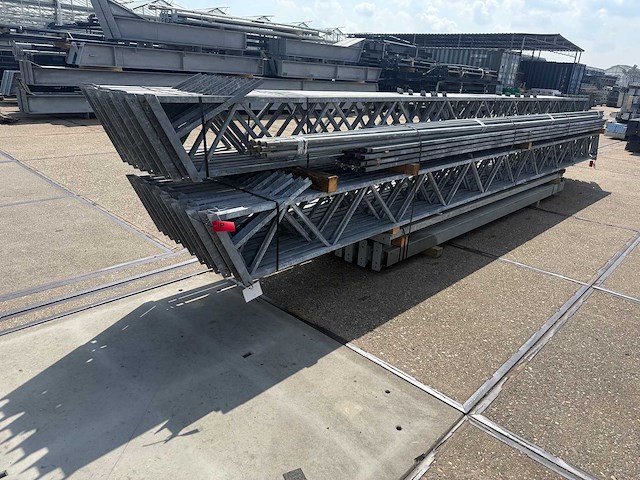 Staalconstructie 12.80 x 40.00 meter (512m2) - afbeelding 6 van  11