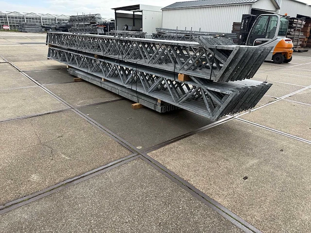 Staalconstructie 12.80 x 40.00 meter (512m2) - afbeelding 6 van  11