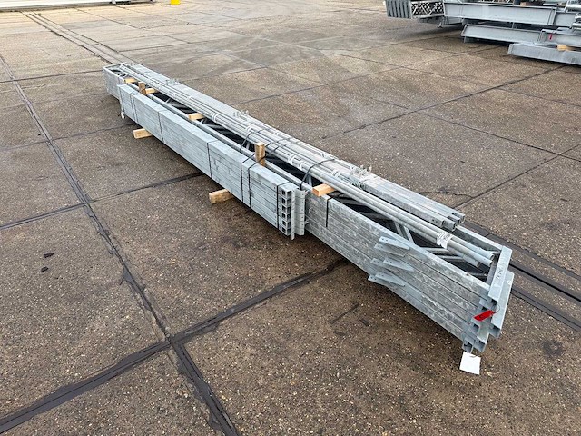 Staalconstructie 12.80 x 8.00 meter (102m2) - afbeelding 7 van  7