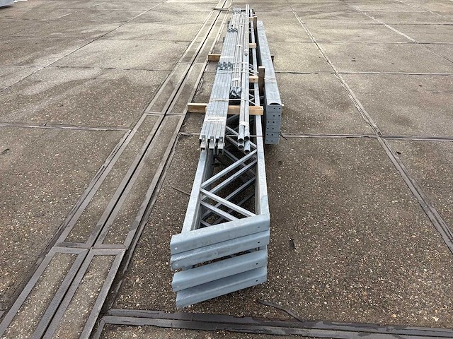 Staalconstructie 12.80 x 8.00 meter (102m2) - afbeelding 2 van  6