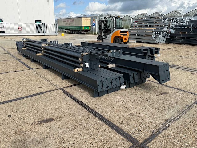 Staalconstructie 13 x 35 meter (455m2) - afbeelding 2 van  15