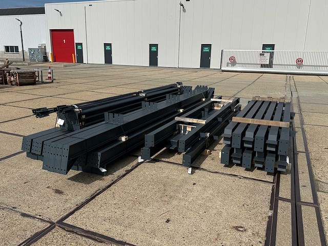 Staalconstructie 13 x 35 meter (455m2) - afbeelding 14 van  15