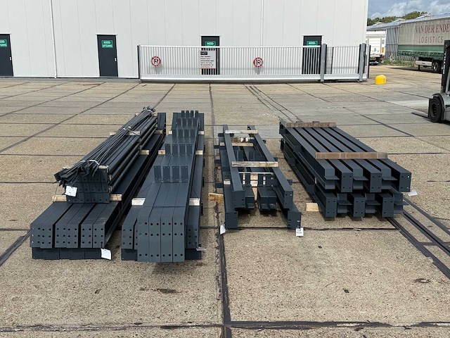 Staalconstructie 13 x 35 meter (455m2) - afbeelding 15 van  15